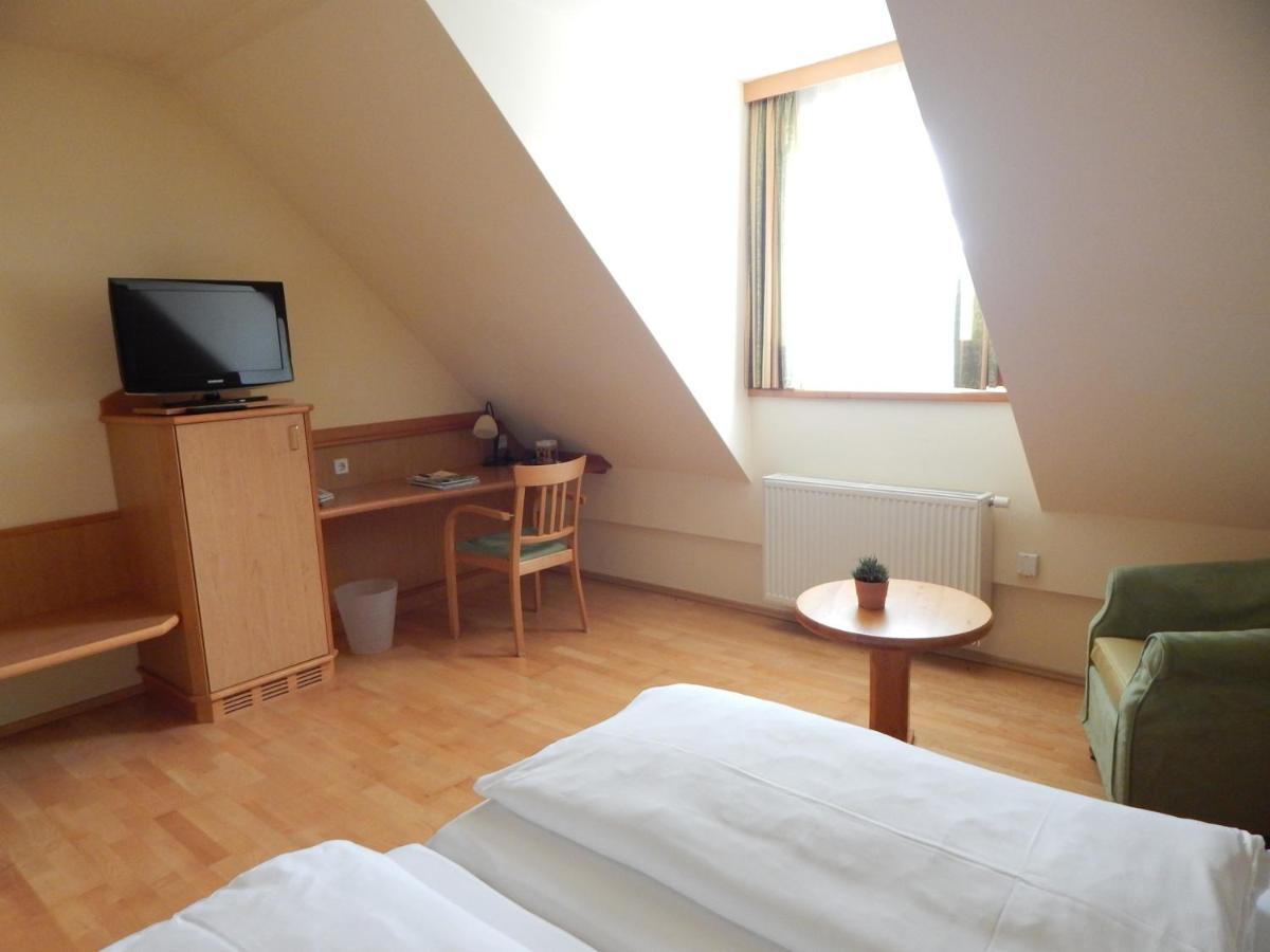 Hotel Neustifter Poysdorf Habitación foto
